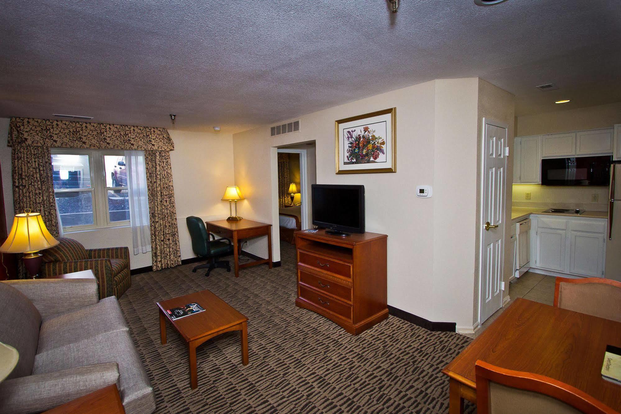 Suburban Extended Stay Hotel Омаха Екстериор снимка